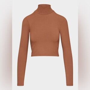 Aritzia Wilfred New Only Waist Turtleneck long sleeve top